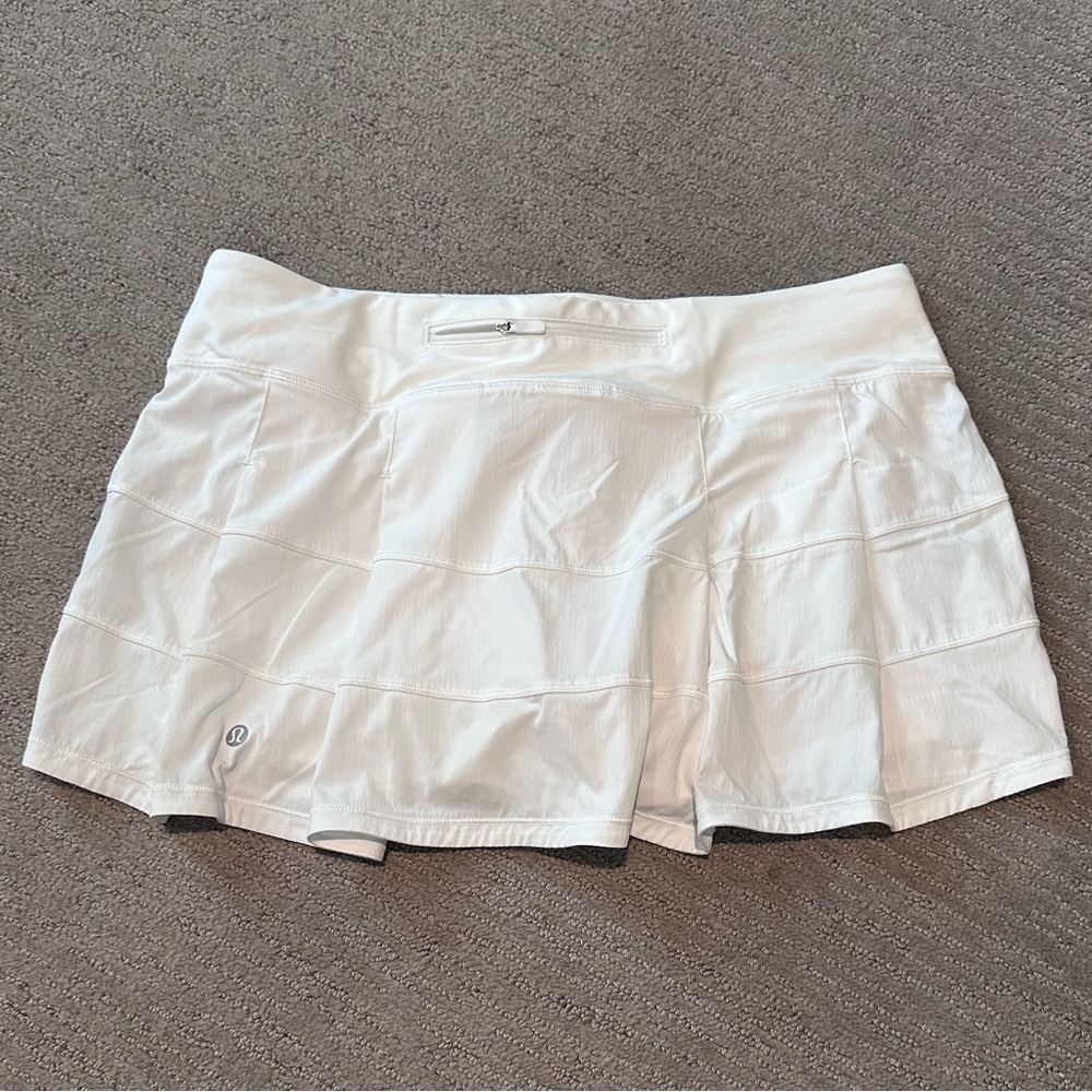Like new - lululemon pace rival skirt size 10